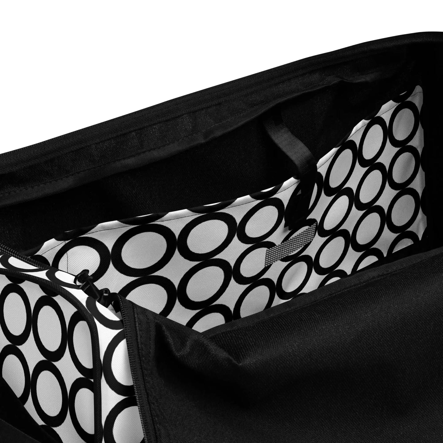 Duffle bag-LifessentialsLLC.com