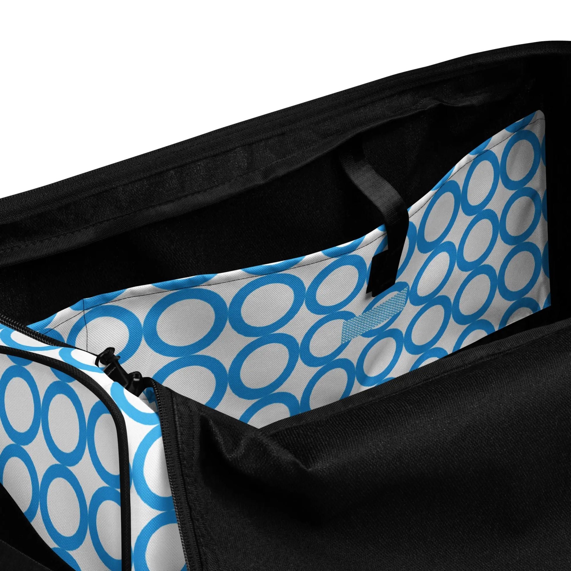 Duffle bag-LifessentialsLLC.com