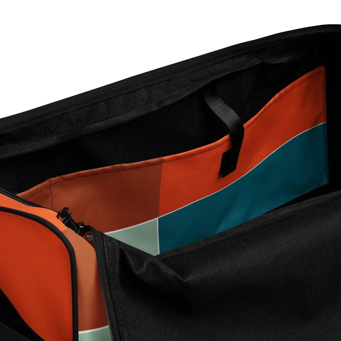 Duffle bag-LifessentialsLLC.com