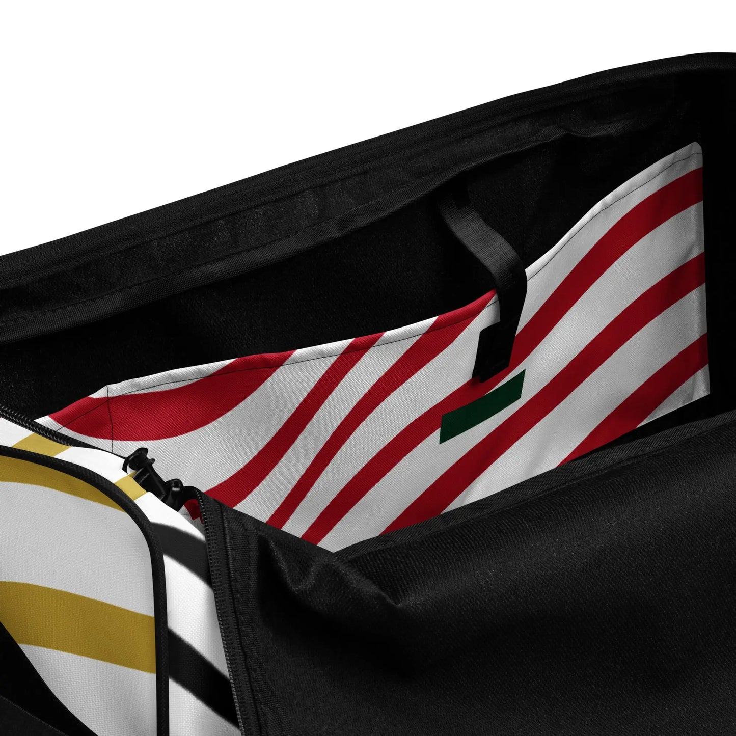 Duffle bag-LifessentialsLLC.com