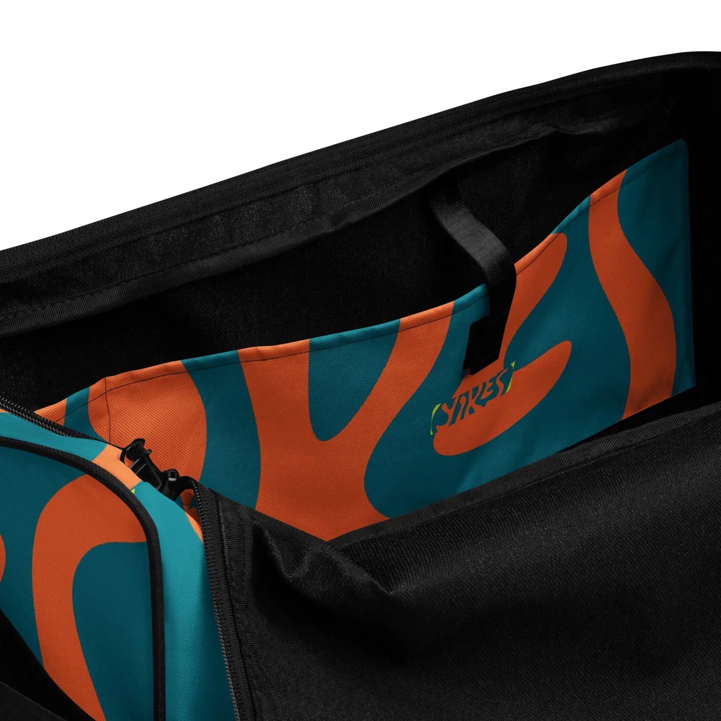 Duffle bag-LifessentialsLLC.com